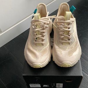 Women’s Kinetic Breakthru Day Lace